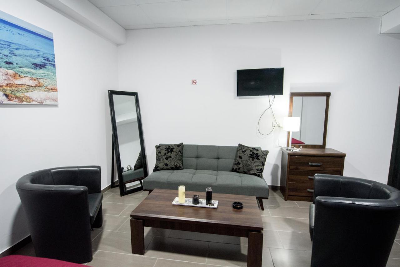 Central Luxury Studios أيا نابا المظهر الخارجي الصورة